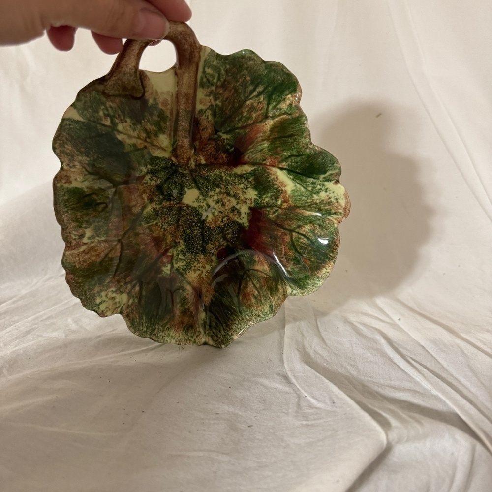 Vintage Jamieson's Capistrano California Pottery Leaf Shaped Candy Dish - Picture 3 of 9